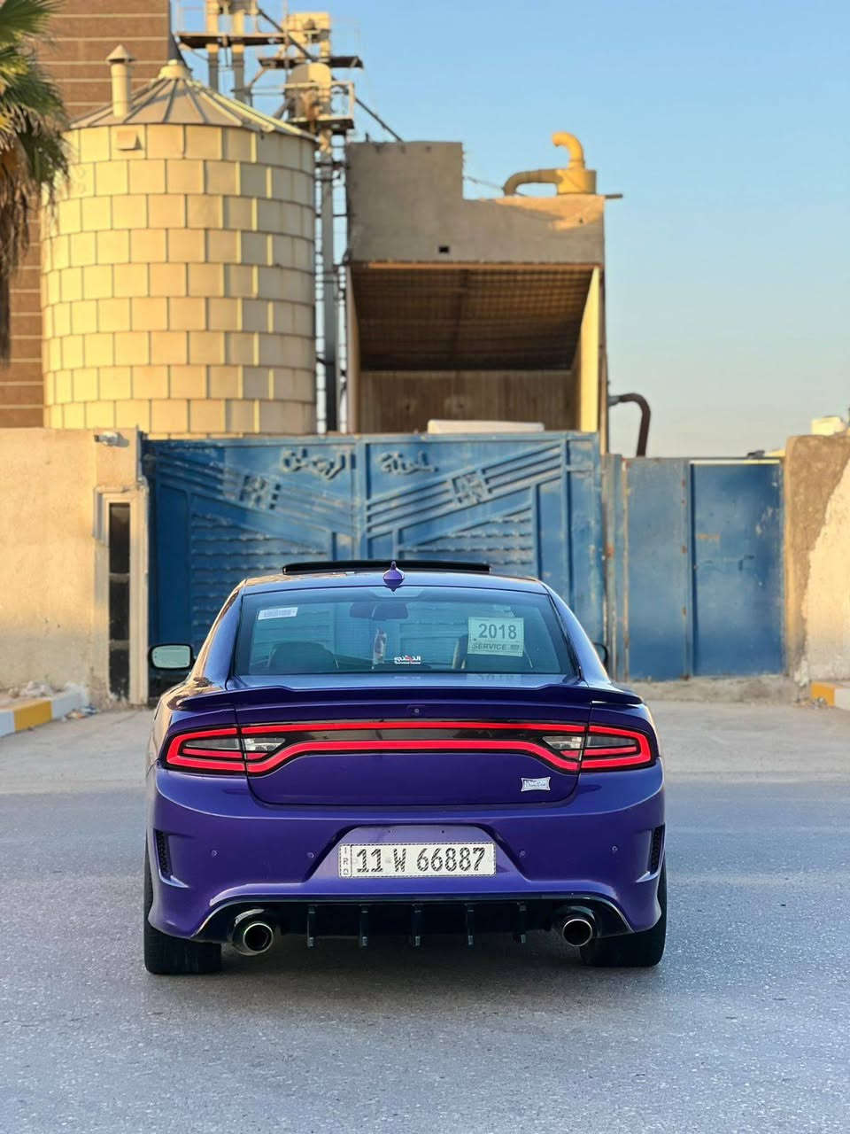 السلام عليكم
جارجر موديل 2018 اصل رقم بغداد دولي بسمنه
وارد امريكي ضررها قبق صندوق بدون دواخل
بدون ايرباك
السياره موصفات فول 1/1 
فتحه
تحكم
شفتات
مكينه 8سلندر
موصفات هواي بيها
مكينه كير تبريد حداده على وضع الشريكه اي نقص مابيها وشرط احلا من صور
العنوان البصره
السعر 185
رقم ***********
رقم *********** البصرة, العراق
