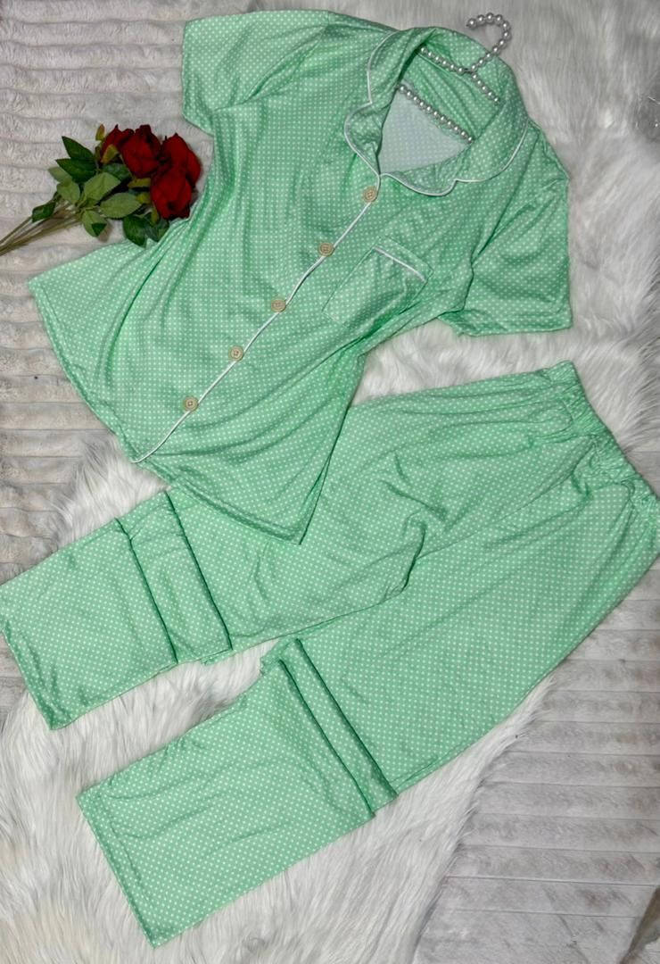 *موسم صيف 2026*
🔥🔥🔥🔥🔥🔥🔥🔥
*مستمرررين معكن بالتريندات وبأحلى عروووض*  😍🤞

*بجامة نسواني بنطلون مع قميص نص كم زرار قماش سوزيت مكفول*💯💯

*الالوان بالصور مطابقة للواقع* 💯

*القياسات*
*فري 38/40/42/44*

 💸 *السعر بسسس ؟
🌼🌼

*تسليم مباشر* 📤📤
*شحن وتوصيل فوووري*🚨🚨
*متوفر جملة ومفرق* 💞

*ملاحظة القطعة مكفوووولة عنا ع تبديل وترجيع*
🔥😍🔥😍🔥😍
#Vanva_fashion


**إذا كنت صاحب هذا الإعلان وتريد حذفه لأي سبب، رجاءا أرسل رسالة إلى الدعم الفني**