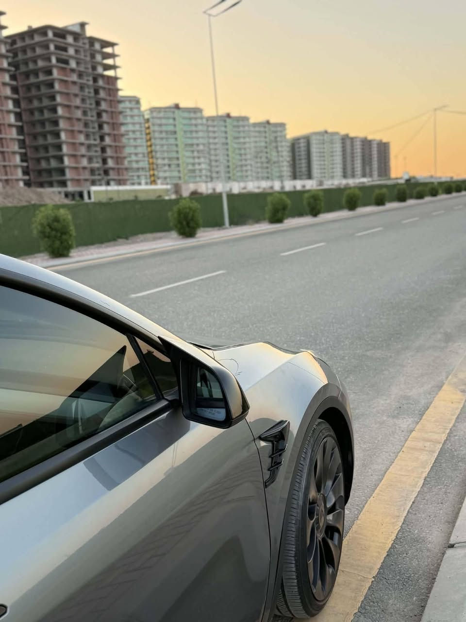 تيسلا بيفورمنس 2024 دبل ماطور
رقم كاتي اربيل باسمي تستلم جاهز مرقم من عندي 
ماشية 8000 زيرو 
داخل ابيض 
لون مميز 
جديدة السيارة 
مبدل بنيد فقط ومصبوغ بدون دواخل كلشي بلادي بيها 
طاك ايرباك ستيرن وبردة وراجع سستم 
برغي مابيها نقص 
السيارة اون لاين اخر تحديث 
اوتو بايلوت فعال
مكان السيارة بغداد ابي غريب قرب مجمع نجمة بغداد 
السعر 250 وبيها مجال قليل تستلم جاهز مرقم 
***********
