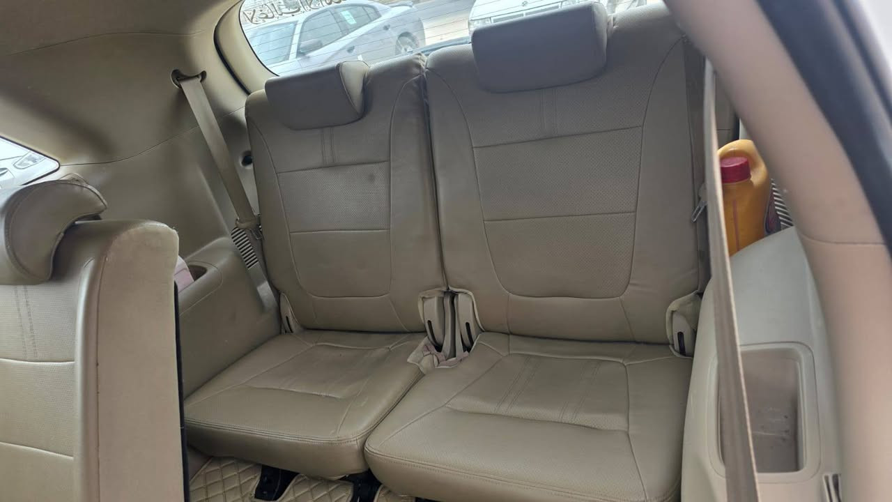 السلام عليكم كيا سورنتو 2015خليجي رقم ديالئ انكليزي سياره بسمي كفاله عامه من ضربه ومن حادث وكفاله من صدر وتخم تايرات جدد سبعه راكب وسته سلندر عنواني بابل الحصوه السعر 180وبيه مجال ***********
