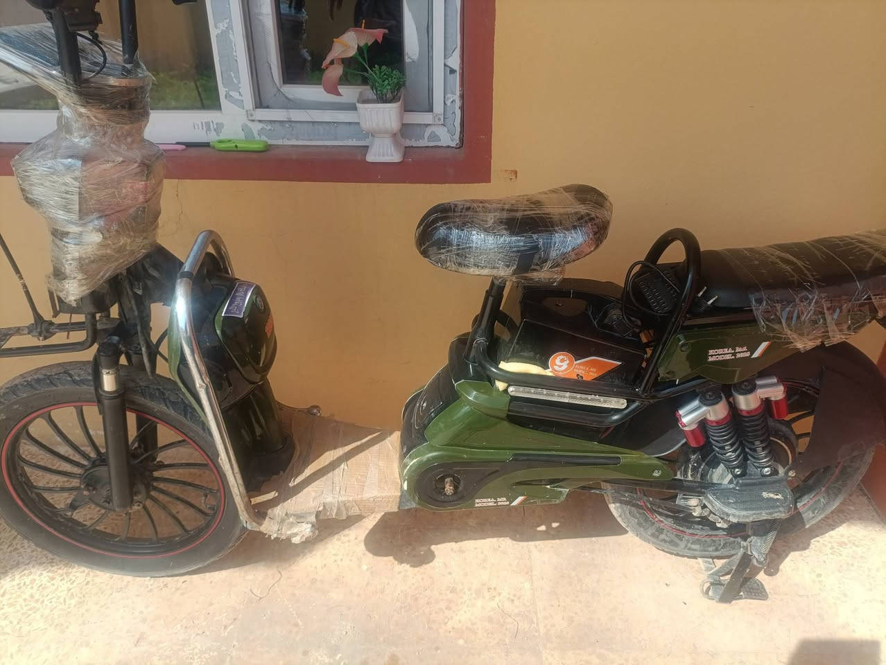 موطور شحن للبيع
نضيف ومناسب وجاهز..120..احسلك من البايسكل.


**إذا كنت صاحب هذا الإعلان وتريد حذفه لأي سبب، رجاءا أرسل رسالة إلى الدعم الفني**