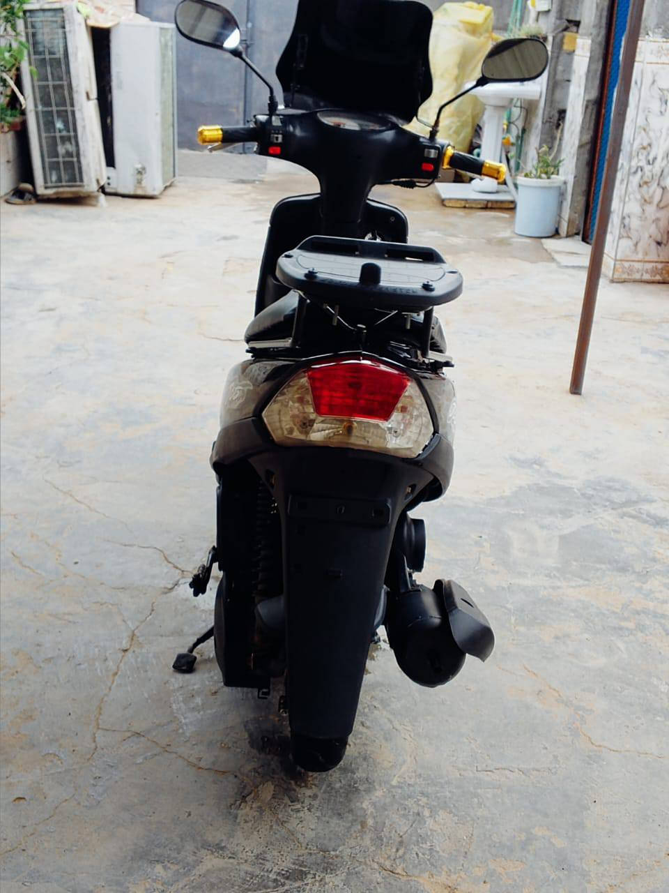 دراجه ماكس منغولي بوشه 50 بلاد نظافه 90% كامل مواصفات كل نقص ما بيها مكاني ناصريه  الغراف ***********
