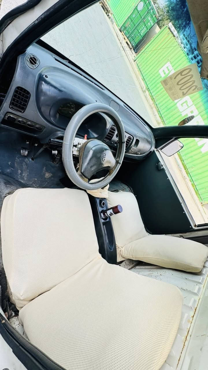 السلام عليكم هيفا تك 2007 محرك جديد بالصندوق صدر جديد كير شاصي بدون عيب مكاني كركوك حي الخظراء سعر 15.   الشراي يتصل ***********
