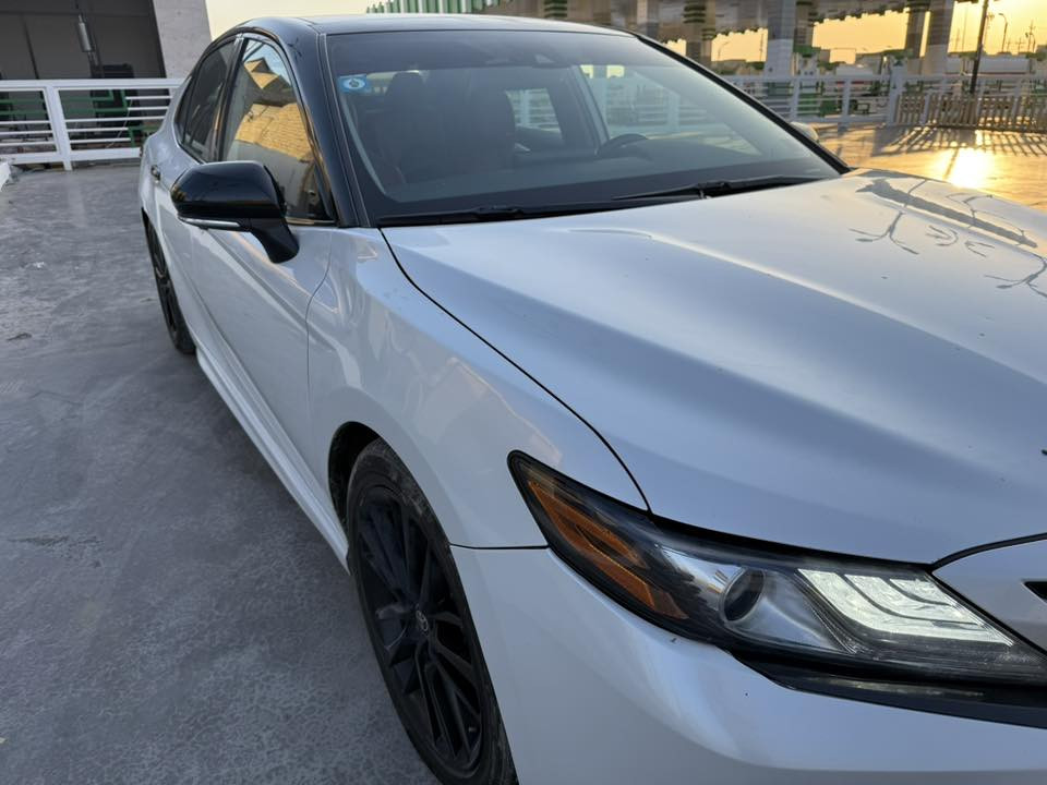 ,ً بسم_الله_الرحمن_الرحيم
كامري للبيع 2022 فئة xse 
حادث خلفي بدون ايرباك -مبدله بيها الجنطه فقط -
التفاصيل مع صور الحادث داخل المنشور 
1-بنوراما -كشنات تدفئه فقط
2-رادار امامي خلفي -
السعر 230$ الشراي يتصل على ***********
