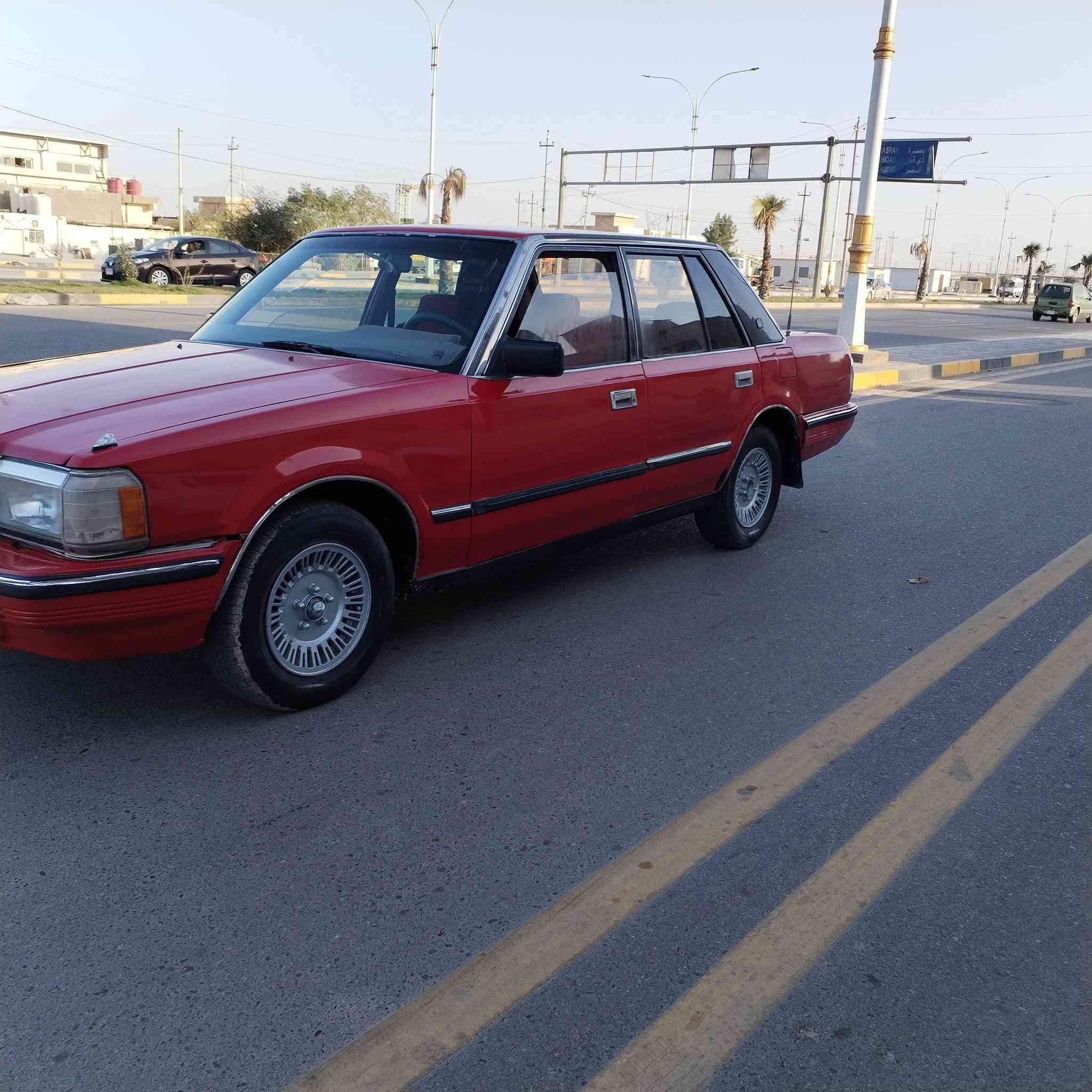 للبيع سوبر موديل ١٩٨٤ مكفوله مكينه وكير شرط تخم تاير جديد السياره جاهزه مابيه نقص رقم واسط انكليزي بسمي سنويه جديده السعر ٤٢ وبيه مجال بسيط مكاني السماوه المركز للاستفسار ***********
