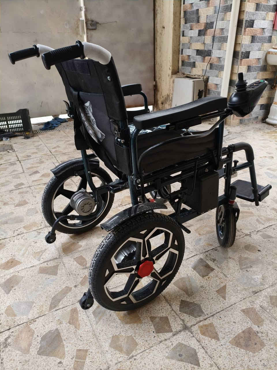 عربانه شحن جديده ما مستعمله ابد
مكان ديوانيه حي الفرات ***********
