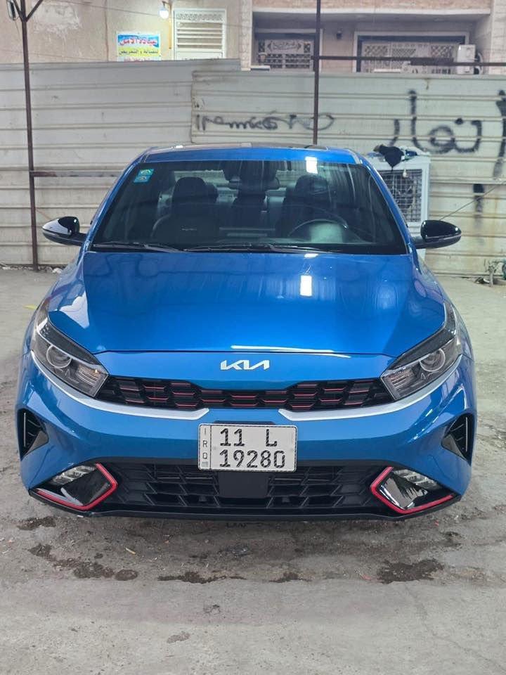 سلام عليكم سيارة فورتي موديل 23 فول مواصفات GT line 1/1 حادثه جنطة والايرباكات كلها سليمة ماشية 19 الف السعر 173 وبيها مجال شي قليل عنواني بغداد / الاعلام ***********
