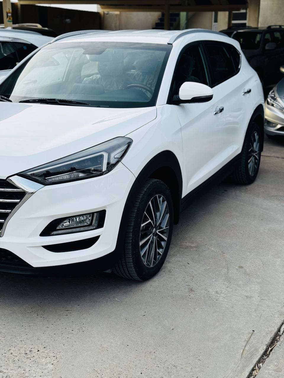 السلام عليكم
السونار موجود داخل المنشور شوفة واتصل وتدلل
توسان ٢٠١٩ خليجي بغداد مكفوله صبغ فتح تبديل بارد
المواصفات
بصمتين تشغيل وابواب.. كشنات جلد.. كشنات كهرباء
حساس خلفي.. شاشة جبيرة.. كاميرا.. لد امامي خلفي
محرك ٢٠٠٠ مكفول.. تبريد قطعتين.. أنظمة قيادة
اشاير مري مري.. ماشيه ٥٨ الف.. خمس عدسات
مكان السياره صلاح الدين بلد... السعر 203 اتصل وتدلل
***********
