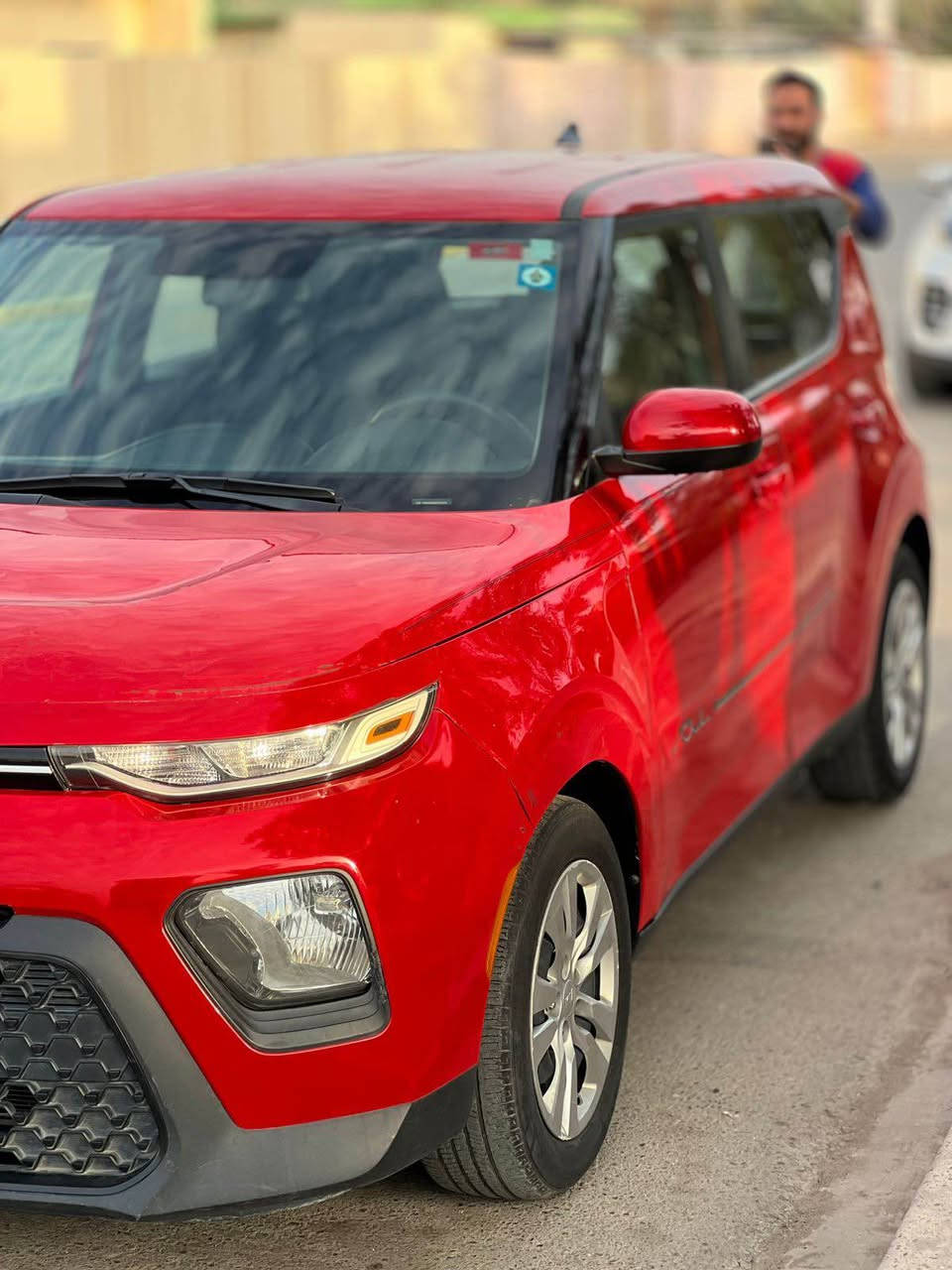 كيا صول مديل 2020 ماشية 33 الف كم

سياره بسمي مال بيت رقم جديد هزه جديدة موصفات نص فول مواصفات معروفه مكينه 200 دوش السياره جديده حادثها بالعراق طخت تكتك شخط وصبغته بدون دواخل السونار موجود بالصور  السعر 132 بيها مجال كلش بصيط 

مكان السياره حي اور  رقم *********** بغداد, العراق
