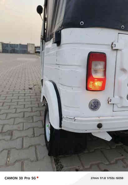 تكتك 20 شهر 11(لاصبغ ولا ضربه) بس دوس معمرات مكينه مكفولة رقم نكليزي مكاني بغداد حي البتول ***********
***********
