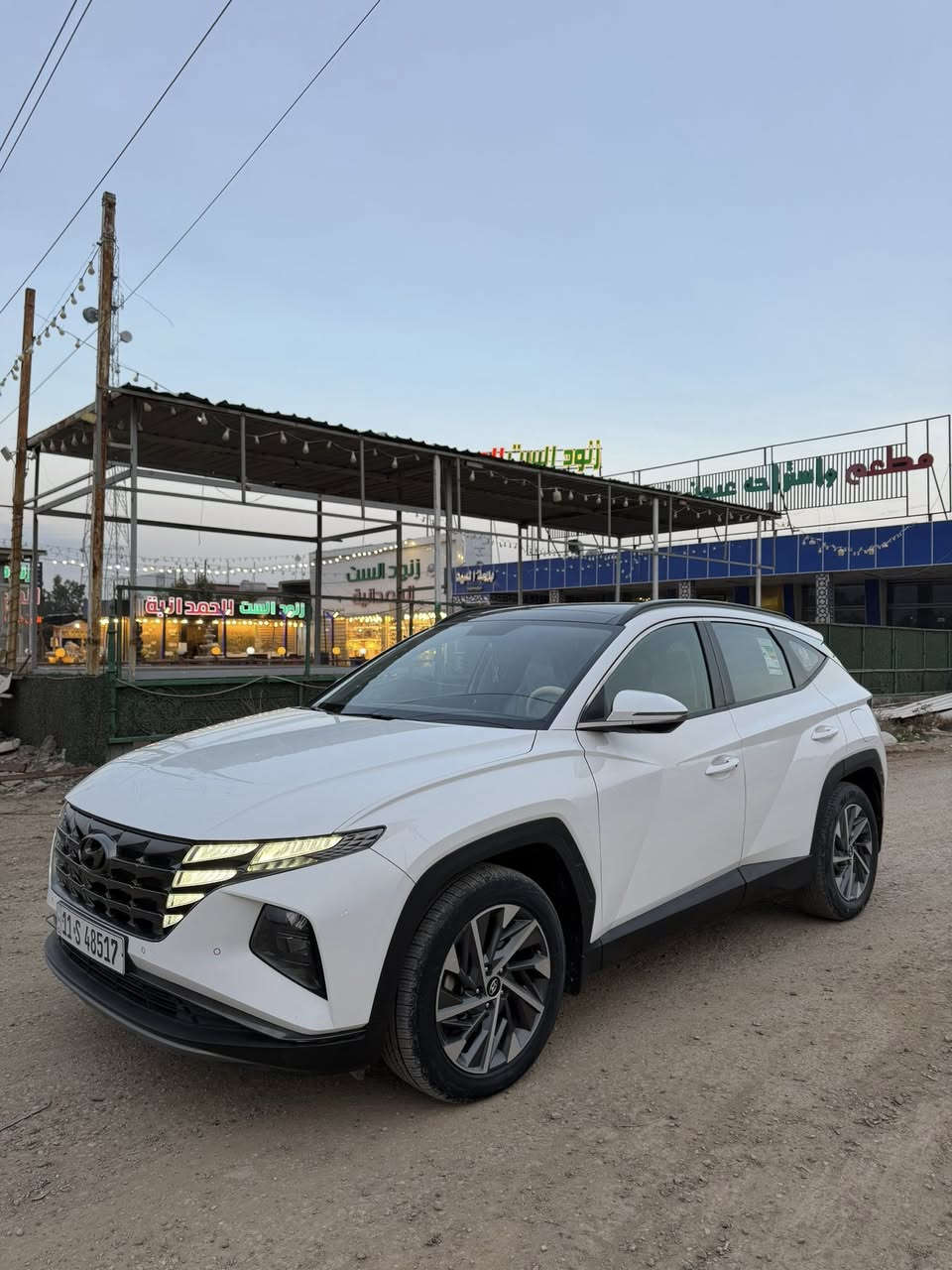 السلام عليكم
للبيع توسان 2023 
رقم بغداد الدولي 
وارد خليجي مكينة 2000 دوش 
فول مواصفات 1/1 
بانوراما وشاشة جبيرة 
ماشية 57 الف حقيقي 
السعر / 212 وبيها مجال بسيط 
مكاني/ ديالى جديدة الشط 
للاستسفار/ ***********
