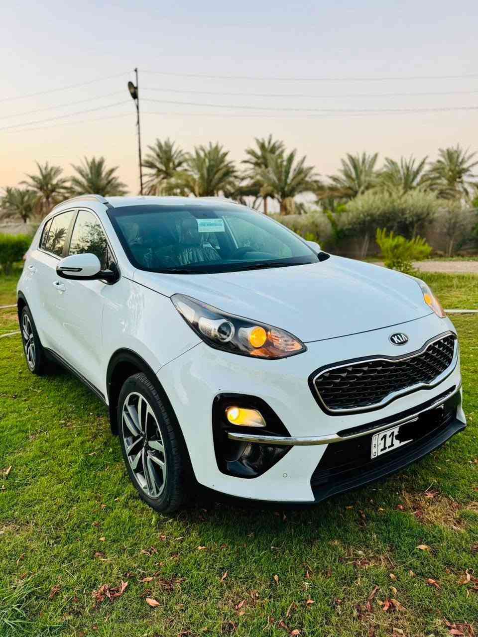 ‏سلام عليكم للبيع سبورتج خليجي موديل 2019 شكل 2020 رقم بغداد الجديد الدولي باسمي هزه وسنويه جديده تحويل ثاني يوم 
مكفوله كفالة عامة (من الصبغ التبديل والفتح والحالوب والبارد والشخوط حتى الدعاميات كفالة بدون قطرة الصبغ وكير ومكينة وضع الشركة ) شرط السونار 
‏سيارة استخدام شخصي ماشيه (45) الف حقيقي سيارة جديدة بمعنى الكلمة 
‏مواصفات البيسك 
داخل حمصي 
‏ حساس أمامي
‏حساس خلفي
‏كشنات جلد أصلي 
‏قطعتين تبريد 
‏محرك 2000 دوش
‏مري شفط 
‏خمسه ويل كب كروم 
‏شاشة بلاديه + Bluetooth 
‏تحكم ستيرن جهتين 
‏مثبت السرعة 
‏3 أنظمة القيادة
‏أوتو هولد 
‏وباقي المواصفات معروفه 
‏إسبير الشركة ما نازل 
‏السعر (195) ورقة وبيه مجال للشراي 
‏الاستفسار على الرقم *********** 
‏عنوان السيارة بابل
