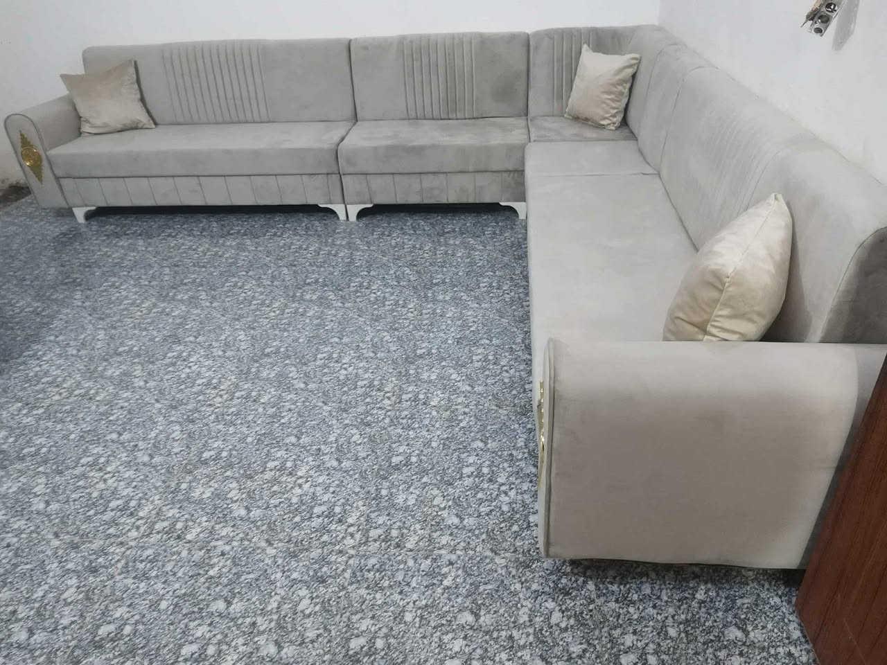 تخومة ديوان 10 مقاعد غير مستخدم جديد تفصال 340 مكان ابو غريب واكو توصيل


**إذا كنت صاحب هذا الإعلان وتريد حذفه لأي سبب، رجاءا أرسل رسالة إلى الدعم الفني**