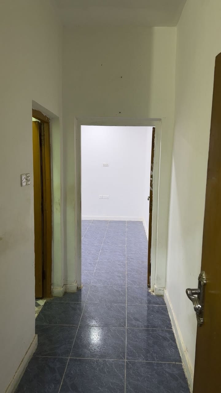 يعلن مكتب عقارات ….📌 شقه للايجار ارضي جبيله قرب التايم غرفتين وصاله ومطبخ وحمام ب450 الاستفسار ***********
