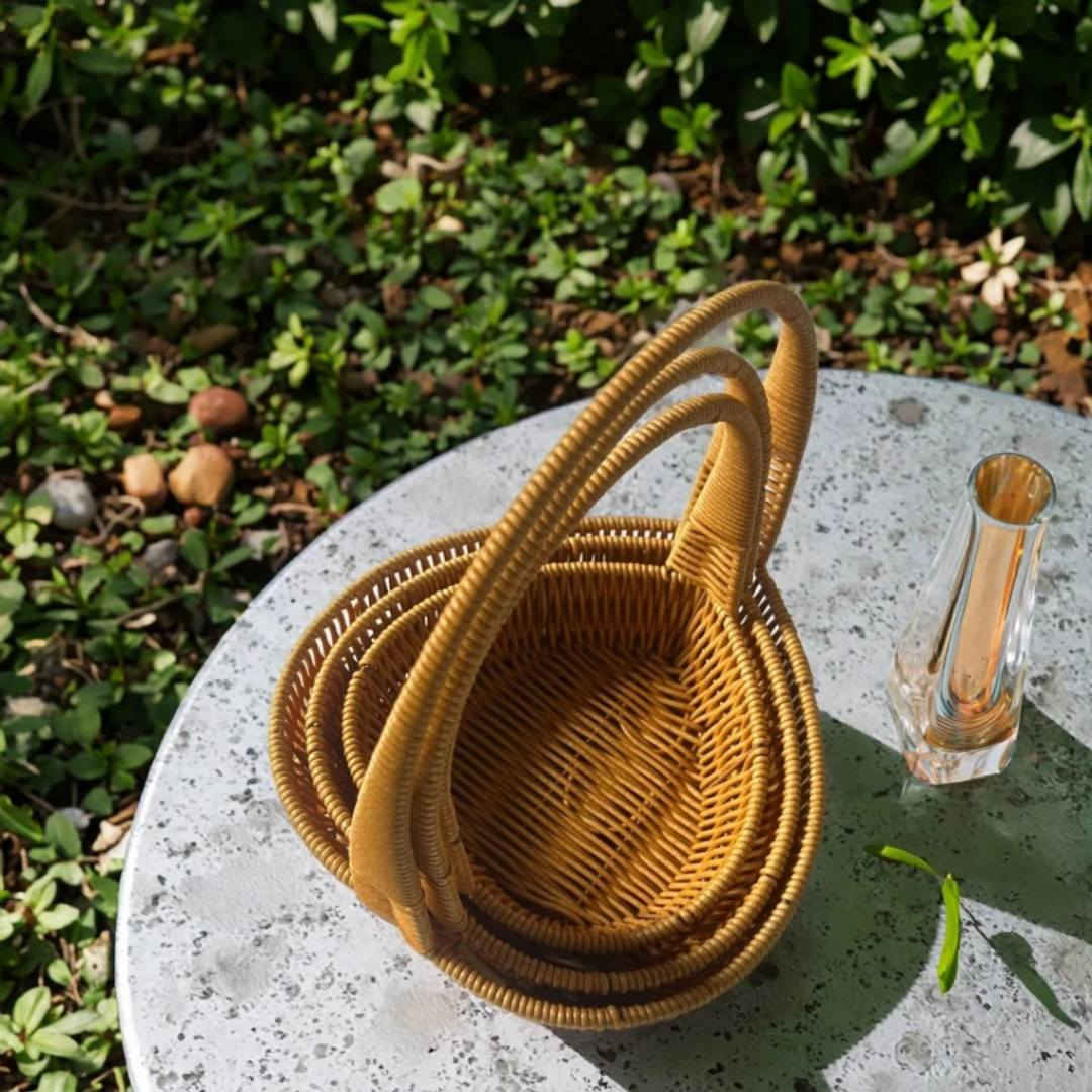 #مجمع الاسكان المنزلي🔥
⭐️هدايا _منزلية_العاب _تحف
⭐️عنواننا (( الاسكان الصناعي شارع جامع الاسكان الكبير -مجاور جمعية اضواء باريس))

⭐متوفره خدمة توصيل 
للطلب او الاستفسار يرجى مراسلة الصفحة
WhatsApp:***********
