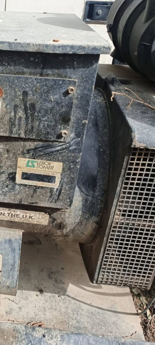 مولدة بيركنز ١٠٠ كيفي بلادية نظيفة جدا سيت بلادي للبيع بغداد ***********
