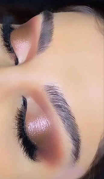 لأن الجمال إحساس قبل ما يكون شكل ✨
في صالوننا نحول إطلالتك لحكاية أنوثة لا تُنسى 💄💅
مكياج عرايس، تسريحات راقية، وعناية تهتم بأدق التفاصيل 🌸
إذا كنتِ عروس أو تبحثين عن تجديد يلفت الأنظار… مكانك عندنا 👑
احجزي الآن وخلي جمالك يتكلم عنك 💖
شارع التجنيد القديم فرع عقيل النجار ***********
