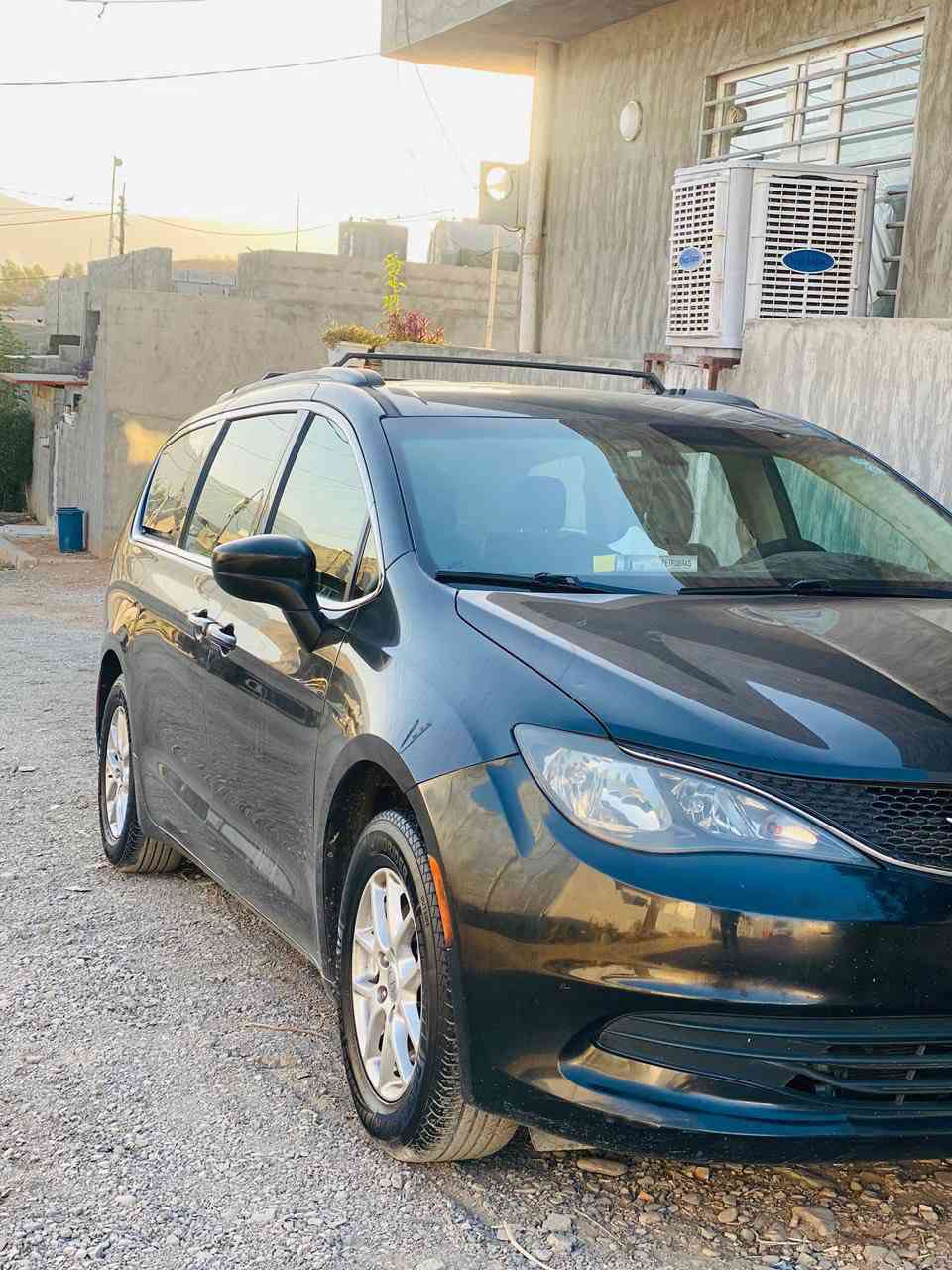 سلام عليكم 👋
باسفيكا فيوجر
موديل 2020
فول مواصفات ما عدى ( البانو راما )
لون اسود 🖤
وارد امريكي حادثه چاملغ + بنيد فقط بدون دواخل
السعر 185 ورقه 
لل استفسار : ***********
