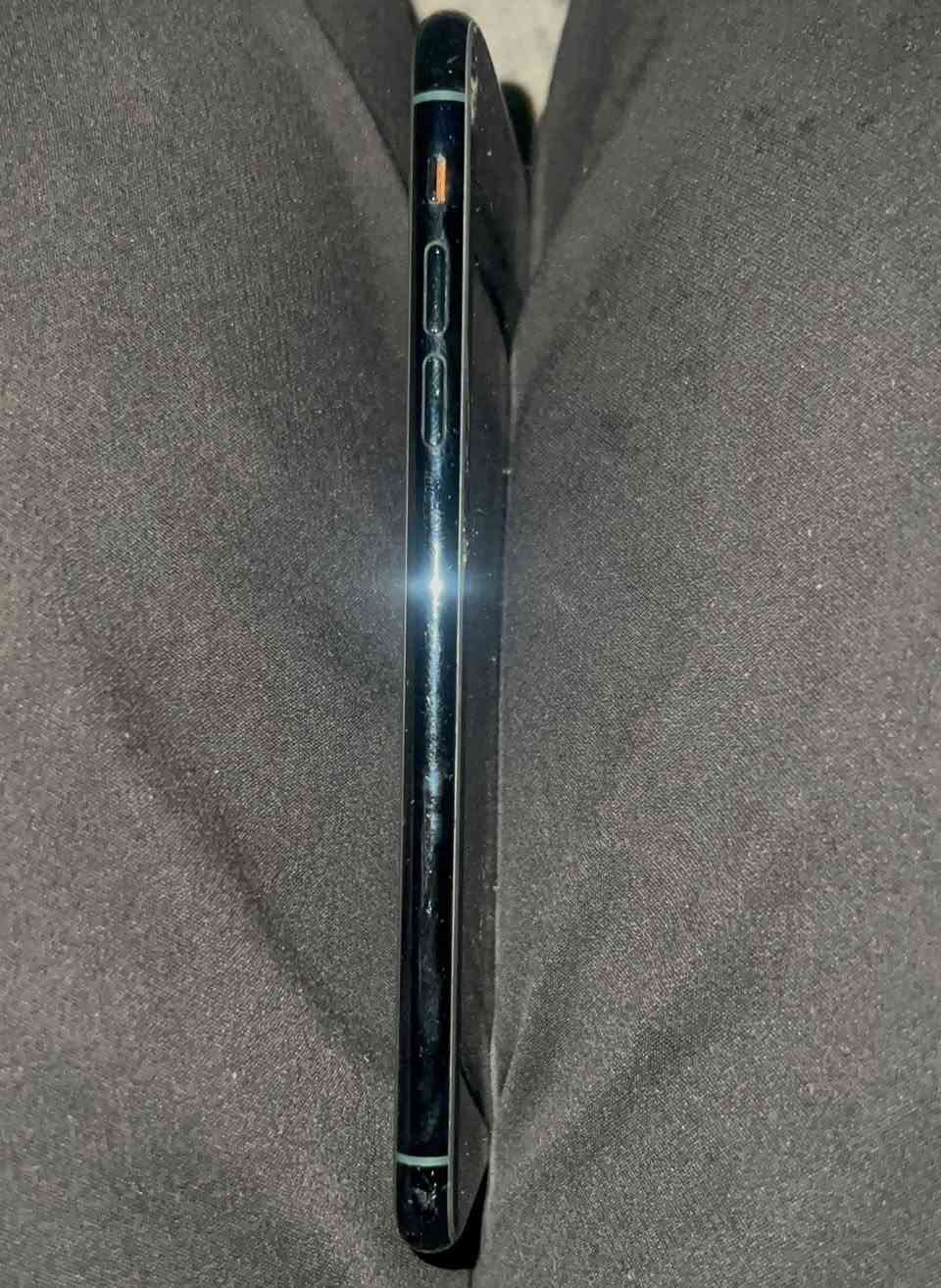 11برو ماكس
ذكره 256
بطاريه 77 مبدل مال تفصيخ 
غيرهه مكفول كفاله عامه 
شرق واسط 
فيس إيدي شغال
بي كسر بالشاشه مثل ما موضح
نموذج M 
سماعات 
اتصال 
كلشي شغال 
السعر 300وبي مجال 
مكان بابل 
*********** 
واتساب اتصال
