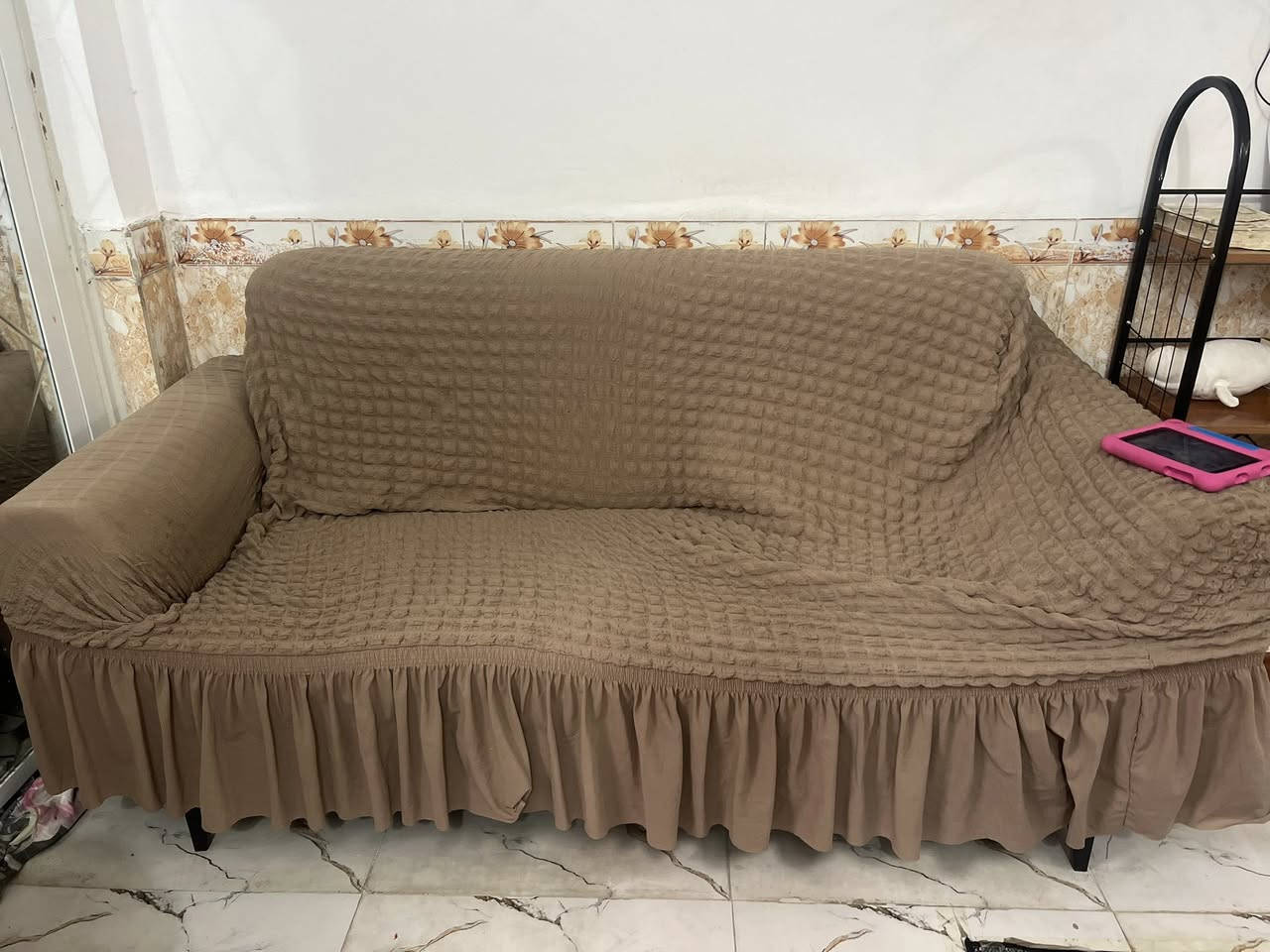 سلام عليكم للبيع. ٣تخامه  للبيع وياهن الطبلات ومرجوحه الرقم للشراي  ***********
