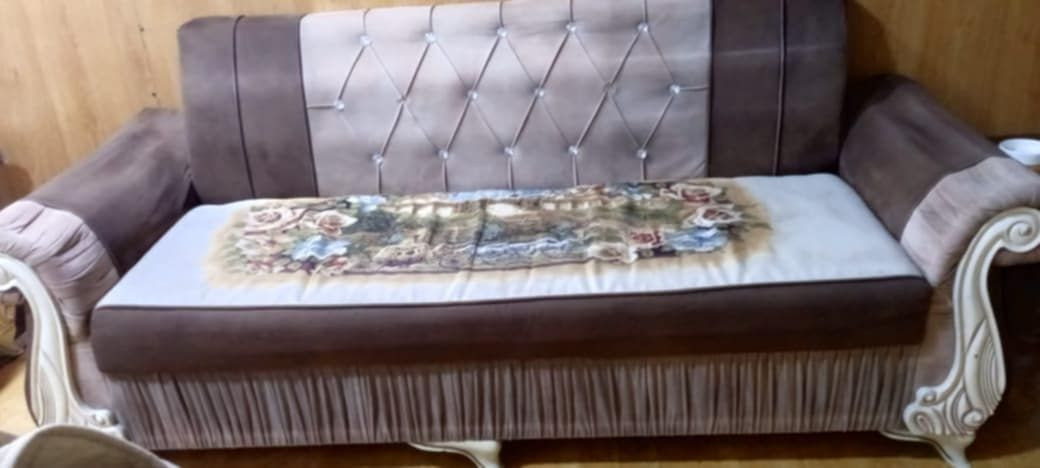 للبيع تخم ٧مقاعد بلوك اسود السعر ٢٥٠نهايته ٢٠٠المكان بغداد شارع النضال


**إذا كنت صاحب هذا الإعلان وتريد حذفه لأي سبب، رجاءا أرسل رسالة إلى الدعم الفني**