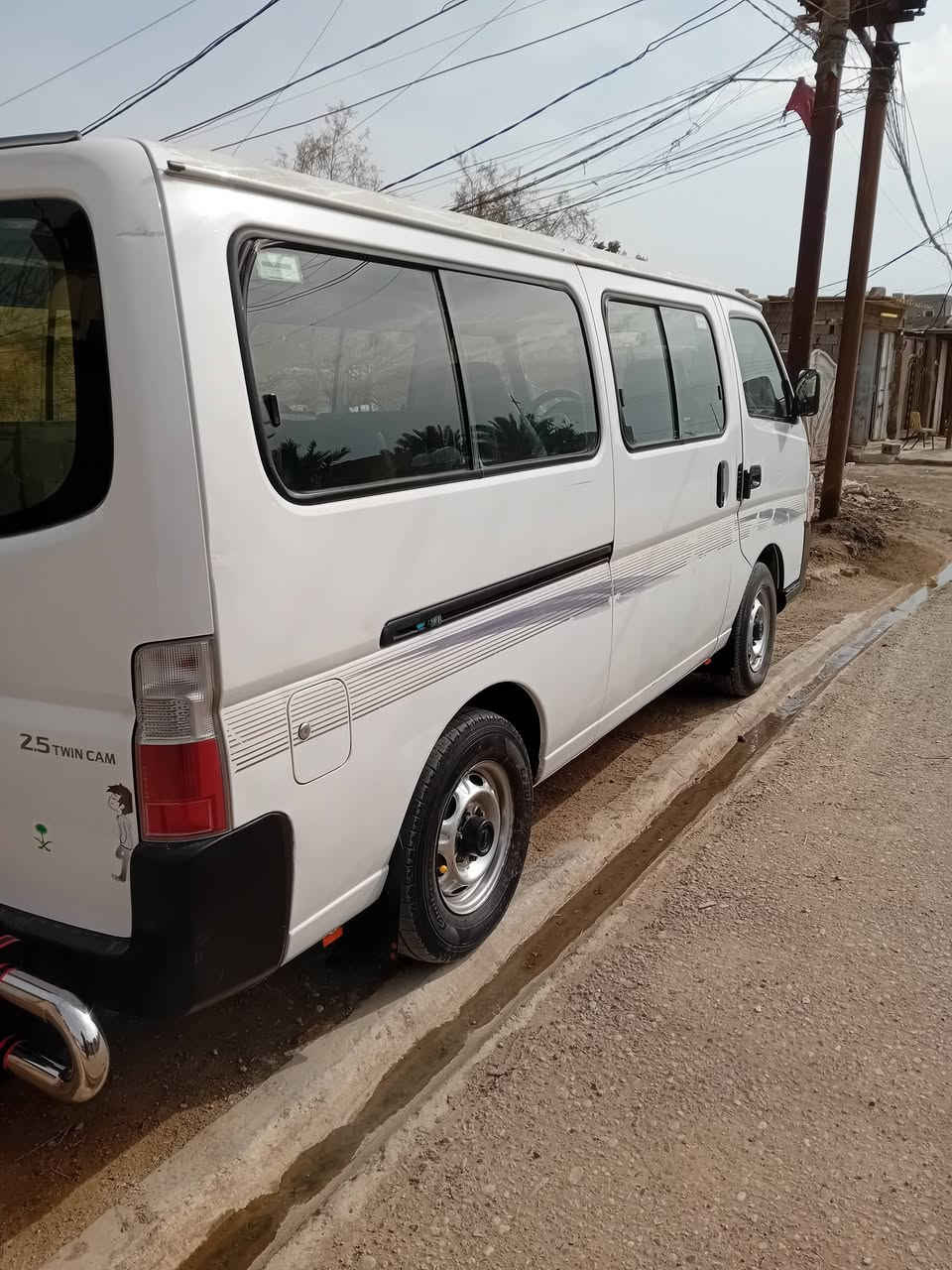 سلام عليكم البيع نيسان ناصيه مديل 12محرك وكيرواكسن مكفولات وباقي السياره اموضحهه با الصور سعر 140مكاني بغداد حسينيه معامل ***********
