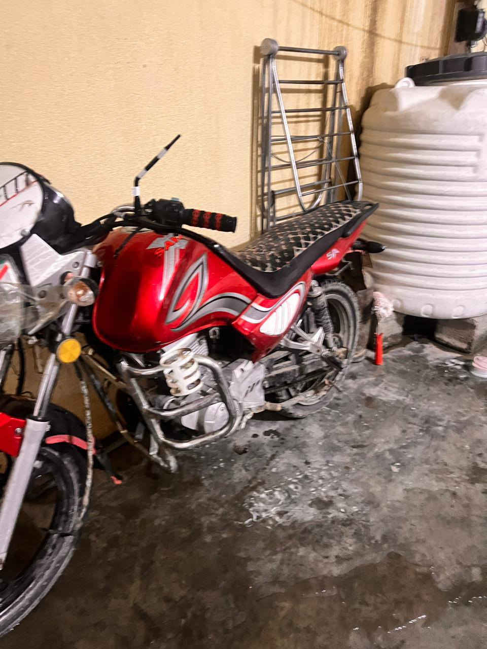 ماطور سنكي للبيع محرك 150 موديل16 بيه نواقص بسيطه سعر 350 مكاني الدجيل
اتصال***********
او علق واني اراسلك خاص
