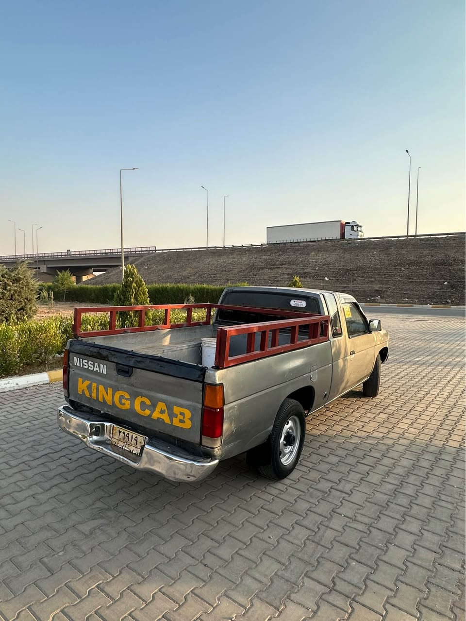 بيكاب نيسان موديل ٩٥ ي بي ليدراو گير و مةكينة و شانسي اكسل هةموي بةشةرةت مالي كةسابةتة جوار تايةي نوي لة بنة زور توندوتولة بي مةسرةفة  جايزة سعري ٣٥ و مةجال لة هةوليرم *********** أربيل, العراق
