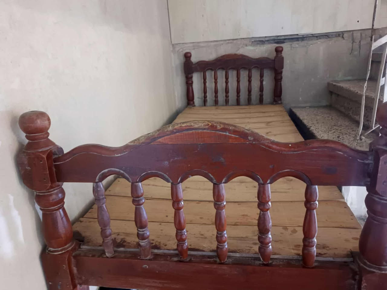 تخت عراقي كليش مابي  سعر ٣٥


**إذا كنت صاحب هذا الإعلان وتريد حذفه لأي سبب، رجاءا أرسل رسالة إلى الدعم الفني**