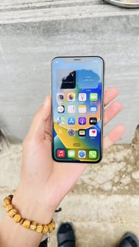 آيفون X • ٦٤ جيجا • بطارية ١٠٠%