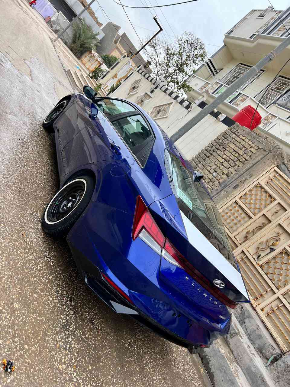 هيونداي النترا فول ليميتد  2023  - ا
هيونداي النترا موديل 2023 ليميتد فول 
مكينه 2.0L بدون رقم فحص بعدها

المواصفات 🔰
 
فتحة سقف + رادرات + كشنات جلد حضن 
تدفئة بالكشن + كاميرا + ابل كار بلي + قيادة ذاتية 
ليد + اناره بالدشبول + سماعات Boss + زينون كروم 

ويل وتاير جديد + تشغيل عن بعد + توقف ذاتي + بريك بصمه 
اوتو هولد + 3 انظمة قيادة + اشاير بالمري + داخل كوله ابيض 
وبعد هوايه بيها مواصفات معروفه الليميتد ..

سياره بيها صبغ قطعتين جاملغ خلفي وبنيد

  📍 مكان السياره /  كربلاء طويريج 
📞 رقم ***********

سعرها 135وبيها محال
—————————————————

حبايب سياره كوش حلوه بلحقيقه ومو سعرها هاذا
