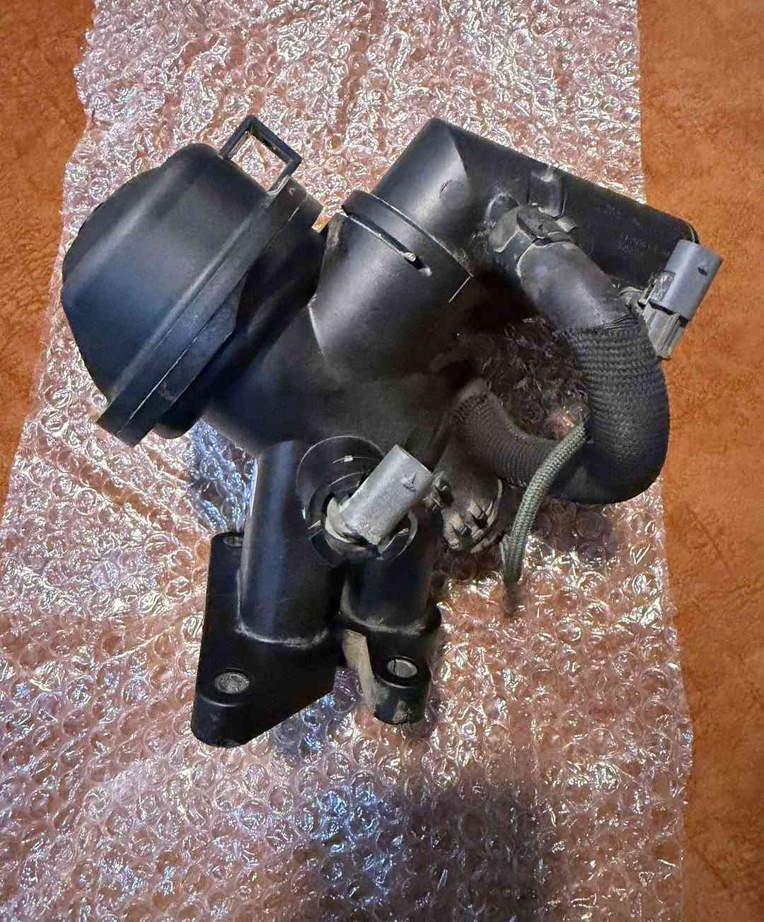 يتوفر
فيول بمب 4 خطوط اصلي شركة لاند روفر جاكور رنج
ولف حماوة اصلي مال تفليش شركة لاند روفر جاكوار رنج
ولف حماوة اصلي اوربي جديد جاكوار رنج-يوجد توصيل لكل العراق


**إذا كنت صاحب هذا الإعلان وتريد حذفه لأي سبب، رجاءا أرسل رسالة إلى الدعم الفني**