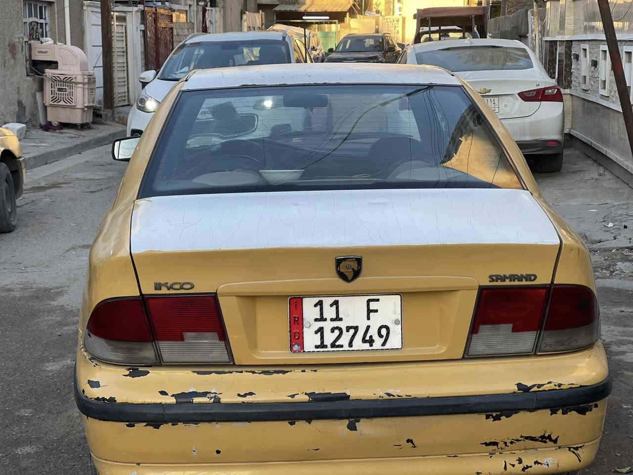 السلام عليكم سمند2011 رقم بغداد انكليزي سيارة خير من الله لاتنقيص ولا تبخير ضربتهة جاملغ وبنيد صفحت السايق عليهة غرامات 500 الف تنزل من السعر نقصة بس غاز تبريد السعر 32 ورقة مكاني بغداد المشتل ***********
