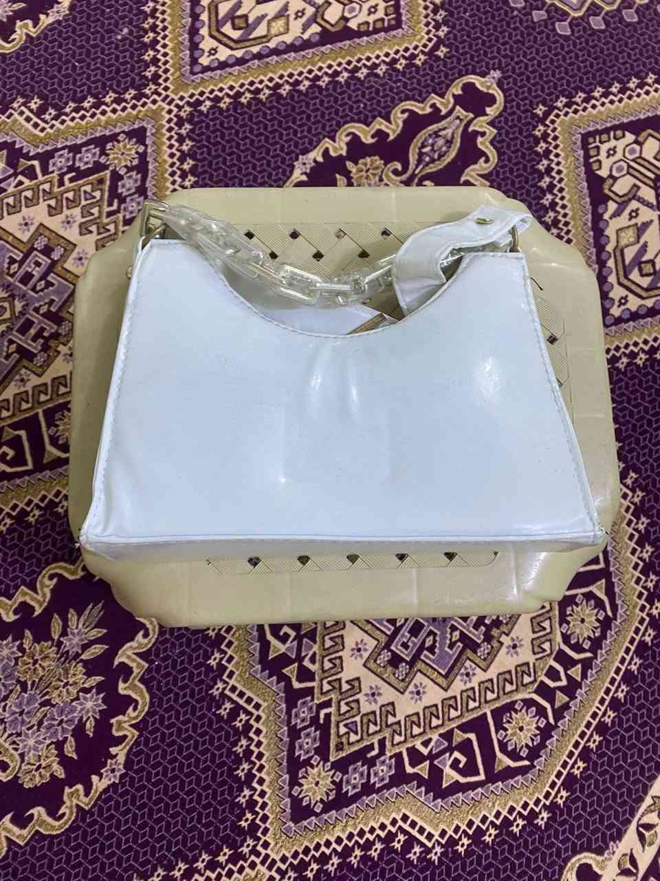 تصفيه محل جنط مدرسيه 2ب15 والجزادين ب3 والجنط عاديه ب4 و  توت باك ب3  العنوان كربلاء حي العباس


**إذا كنت صاحب هذا الإعلان وتريد حذفه لأي سبب، رجاءا أرسل رسالة إلى الدعم الفني**