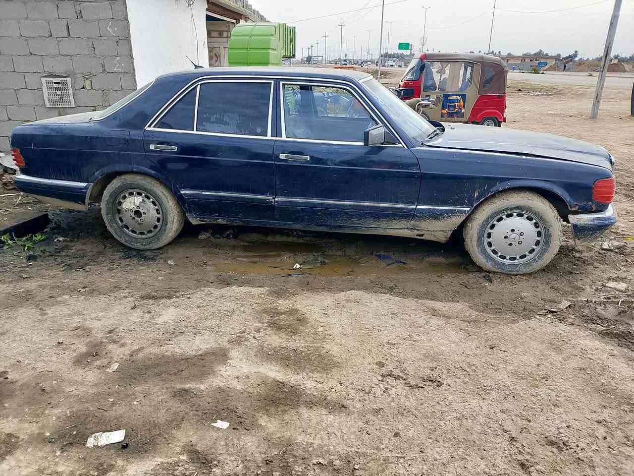 تفصيخ غراض للبيع مكان واسط قضاء الحي ***********
