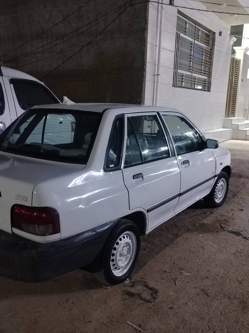 سلام عليكم سايبه موديل ١١ نضافه فول تايرات تبريد ثلج نضافه رقم انكليزي مامطلوبه مصفره شوفت عينك دوشمه خياط على أيدي (إذ اكو مراوسه بكيه بنكو او نوع آخر إذ بيع ٣٣ مكاني نجف حي النداء ***********
