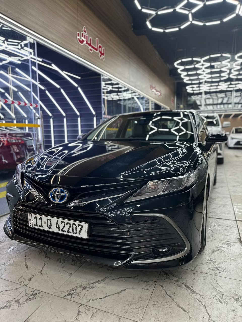 السلام عليكم🙋🏻‍♂️
كامري 2024 خليجي هايبرد وكاله عبد اللطيف جميل فول 1/1 GLE  رقم بغداد تحويل ثاني يوم ماشيه 31 الف 
ملاحظه ( يوجد  خدوش بسيطة ) 
السعر 245 ورقه بيها مجال 
للاستفسار : ***********
