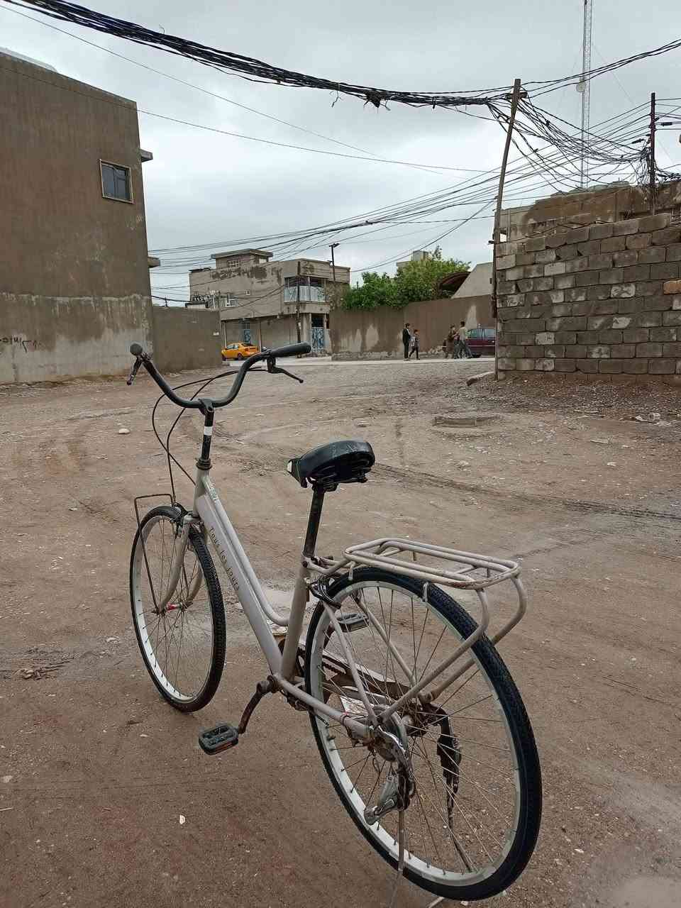 بايسكل للبيع
نظافه 80% ويه الجامرلغ سعر 70 الف


**إذا كنت صاحب هذا الإعلان وتريد حذفه لأي سبب، رجاءا أرسل رسالة إلى الدعم الفني**