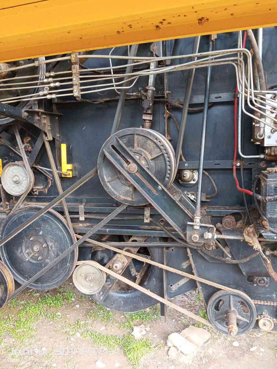 ابيع حاصده نيو ه‍ولند موديل 2011 ره قم موبايل ***********
