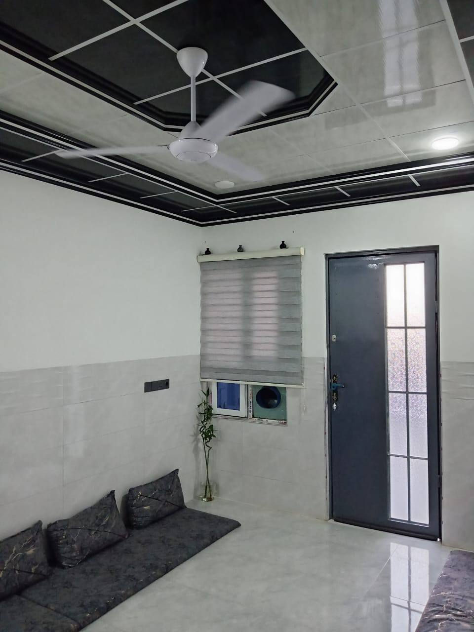 للبيع للبيع 🏠🏠 
دار في حي السماح الثانيه / قرب السايدين ٦٠   / المساحه / ١١٥ / متر / ثلاث غرف / ومشتملات / اتجاه قبله /
خدمات ماءفول💦+كهرب+تبليط
صنف العقار +كرت بلديه + مقدم معامله للتمليك / السعر ٦٢ مليون وبي مجال /  للأسفسار الأتصال على الأرقام + *********** / *********** / *********** يوجد لدينا عروض في حي السماح / الأولى + والثانيه + يوجد لدينا عروض في حي السماح / زراعي / سكني  / تجاري /
