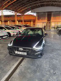 سوناتا مديل (23).    المواصفات سبورت لون رمادي الحادث بنيد فقط بدون عا...