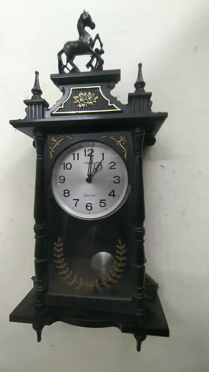 ساعة جدارية دقاق كل ساعة ونص ماركة رأيتم الصناعه ياباني بطارية كبير النظافة عالية
***********   مكان الموصل  
 يوجد توصيل
