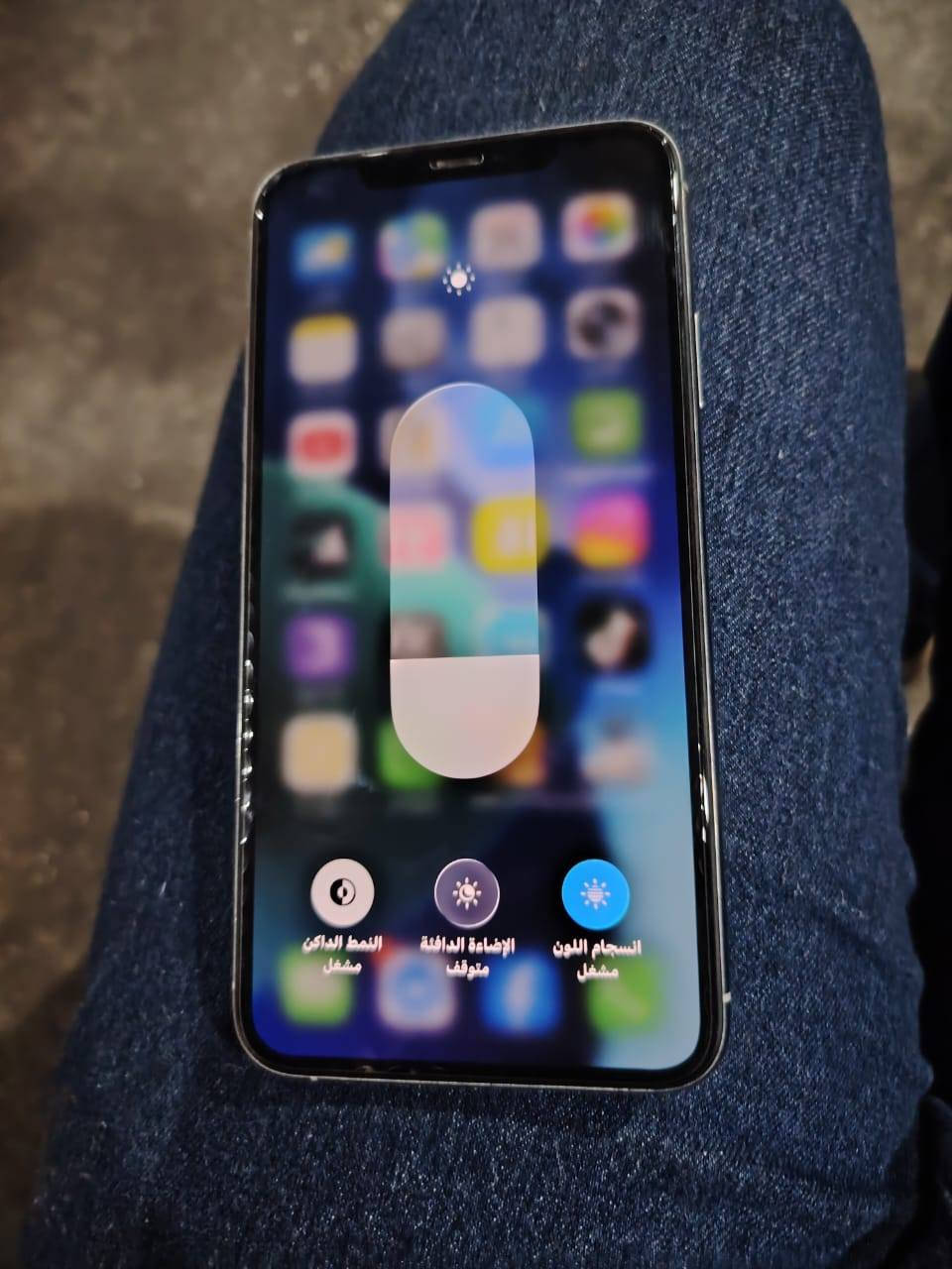 11برو ماكس جهاز مكفول بس بدلت بطاريه اله نضيف كلش 300 الف راعي محتاج فلوس
***********
