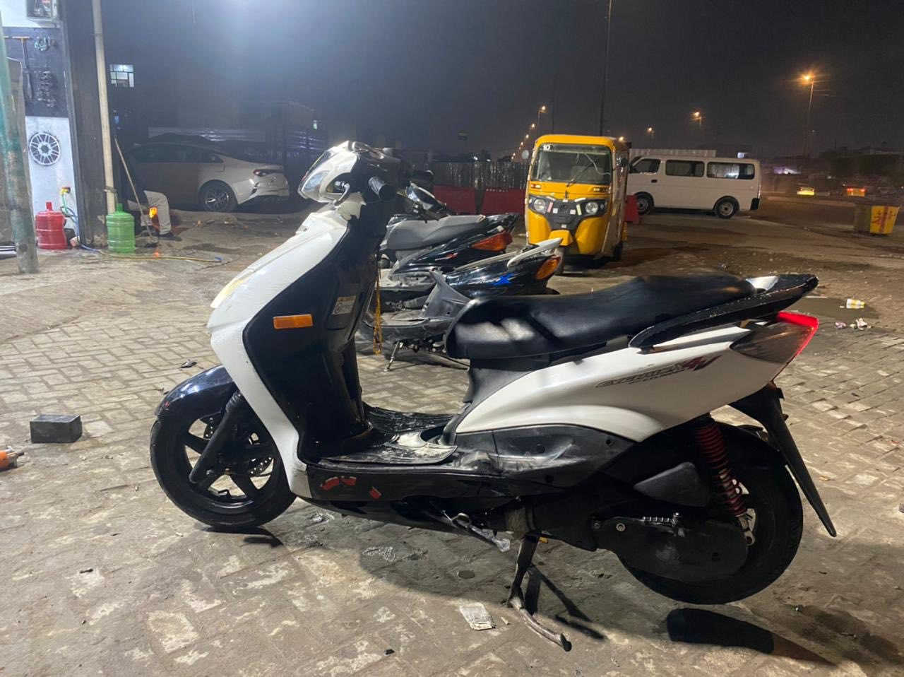 سلام عليكم دراجة سكنس نثية 140 دراجه بلادية كفرات بلادية بيها شخوط فقط كابريتر مو بلادي السعر 450 وبيها مجال قليل مكاني شقق الحبيبية بس واتساب متوفر ***********
