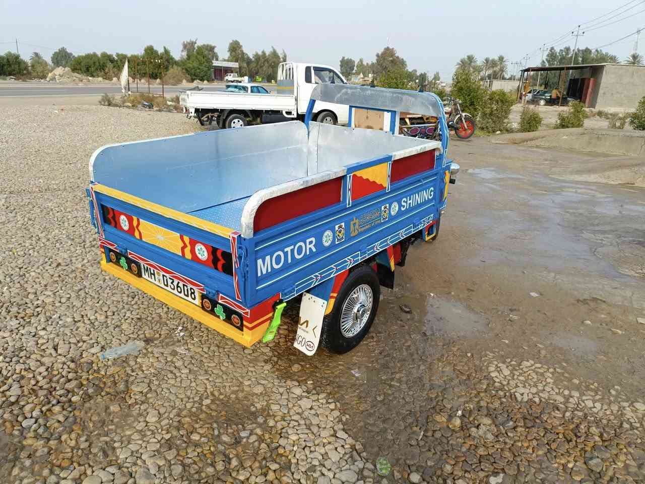 سلام عليكم ستوته للبيع موديل 15محرك 25جديد توني شاده مكفوله كفاله عامه مابيهه اي نقص  نضافته شوفت عينك كهربائيات كلهه جديده تخم تاير جوبلس اوراق اصولي شاصي ركبه مكفوله مكان الحله شوملي سعر 1250وبيهه مجال ‏‪***********‬‏
