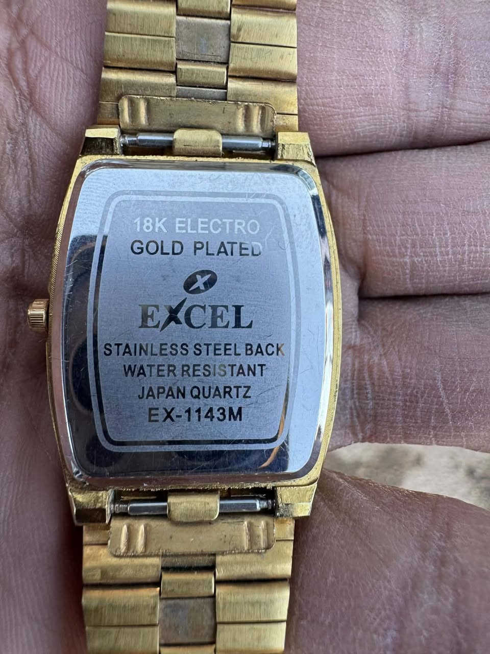 ساعه قديمه  طلاء ذهب عيار ١٨ كهربائي اعلى سعر ابيع


**إذا كنت صاحب هذا الإعلان وتريد حذفه لأي سبب، رجاءا أرسل رسالة إلى الدعم الفني**