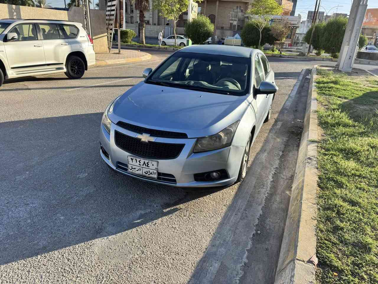 كروز 2010
صدر امامي جديد وتخم تاير جديد 

صدر خلفي نص عمر 

محرك تبريد 1800 خير من الله 

غرفتها جديدة 

محتاجة ملاحظات بسيطة بوليش 
مابيها اي نقص 

كلير عام وحادثها باب السايق مبدل وبارد بالجاملغ الامامي الايمن 

يايوم يعجبك تروح تحولها صاحبها يريد تحويلً

سعرها 60 قفل 

مكانها صلاح الدين / تكريت


**إذا كنت صاحب هذا الإعلان وتريد حذفه لأي سبب، رجاءا أرسل رسالة إلى الدعم الفني**