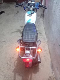 للبيع دراجه موديل 2021 دراجه نقص صفاح شلعه ومعدل فول سعر 450 وبيه مجال...