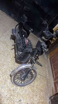 دراجة كهربائية • يحتاج غسل