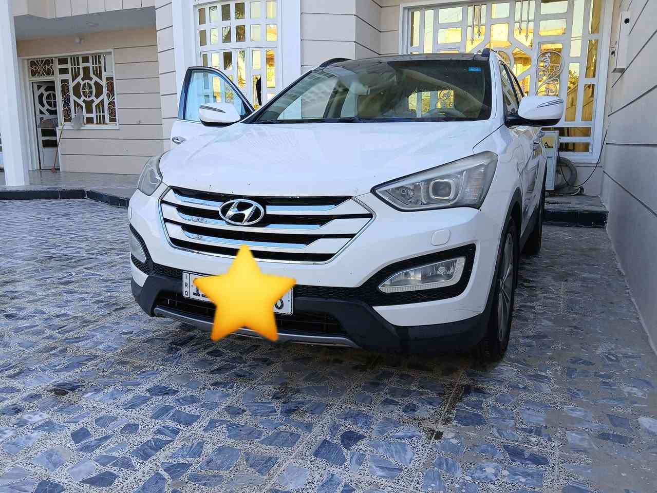 الســـــــلام علـيكـــم 
 
سنتافي 2014 خليجي رقم بغداد الجديد (( الإنكليزي )) 
فول موصفات 1/1 /_/_/_
فول
محرك 6سلندر وضع الشركة
بانوراما 
بصمه تشغيل
بصمة أبواب 
اناره ضوئية
كشن السايق  كهرباء 
7 راكب
3 قطع تبريد 
سايد أبريك بصمة 
كشنات جلد 
فور ويل دفع رباعي 
تحكم استيرن 
3 انظمة قيادة
مانع انحدار
مانع تزحلق
نظام ECO اقتصاد الوقود. 
حساس امامي خلفي
وضع السبورت 
شاحن واير ليس
كير اوتوماتيك
شاشة ايباد
بجم زنون + عدسات بالكامل 
لايت زنون
بروجكتر 
بك لايت LED
LED نهاري + ليلي 
زراك لايت 
اشاير بلمري 
مري كهرباء + انارة ضوئية عند الفتح
مري شفط+ ترحيب عند الاقتراب 
تبريد  بارد ثلج
وبعد بيها هواي مواصفات ماذاكرهن
/_/_/_/_

🔴 مكينة ع وضع الشركة مامفتوحة  لاتبخير ........ 
🔴 كير وضع الشركة مكفول كفالة عامة 
اربع تخم تايرات جديدات ....
_____________________________
السيارة بيها باب السايق شبر عل البارد والجاملغ الامامي 3 اصابع بارد والباقي مكفول  
_____________________________
السعر // 190$ وبيها مجال.. 
العنوان// بغداد - 
للاتصال//    ***********
